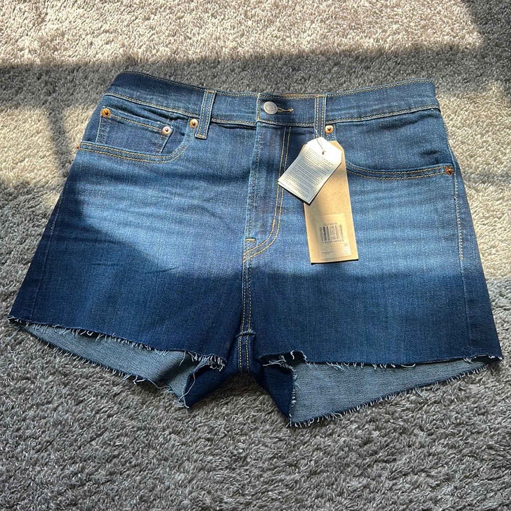 Levi’s high rise shorts